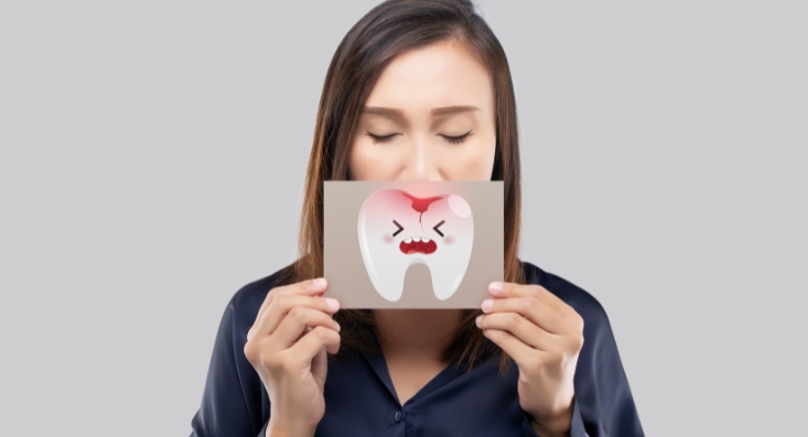 How To Manage a Toothache or Broken Tooth Before Seeing an Emergency Dentist Manage a Toothache or Broken Tooth