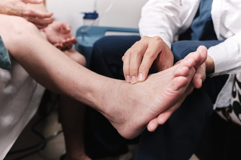 Right Foot and Ankle Surgeon