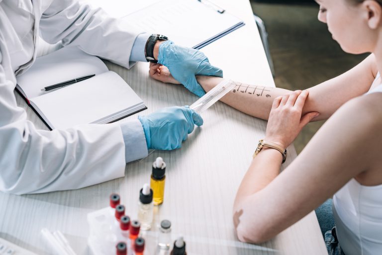 Managing Allergy Symptoms With the Help of an Allergist Managing Allergy Symptoms